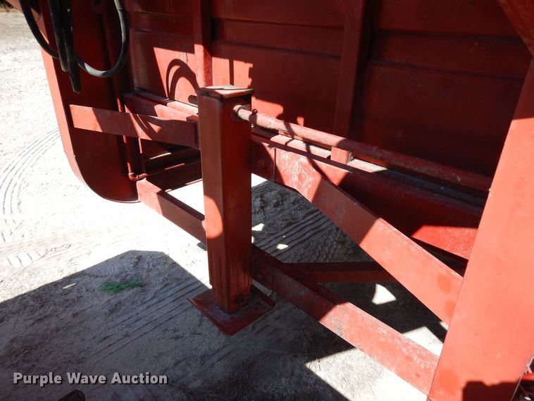 image for item DN6309 1972 Hillsboro  grain trailer