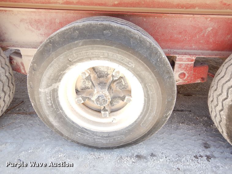 image for item DN6309 1972 Hillsboro  grain trailer