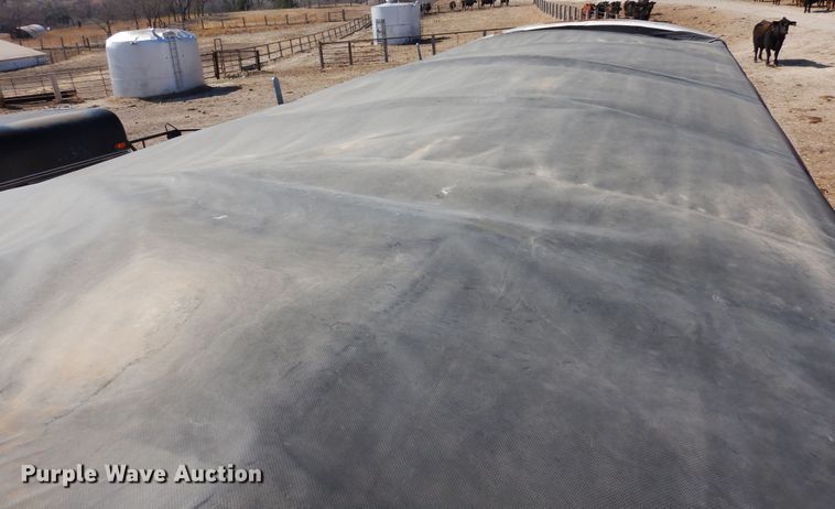 image for item DN6311 1982 Edson  grain trailer