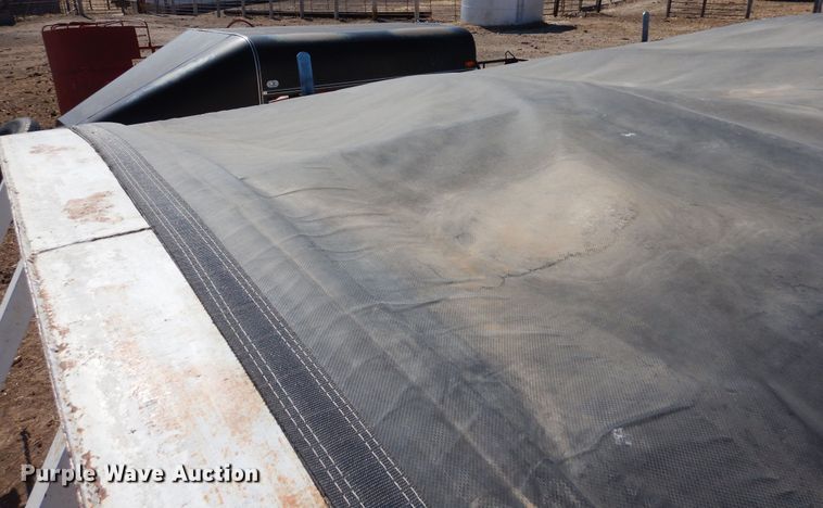 image for item DN6311 1982 Edson  grain trailer