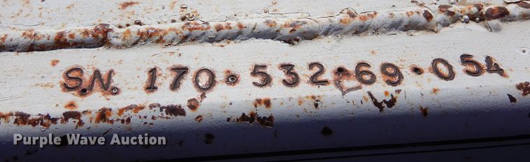 image for item DN6311 1982 Edson  grain trailer