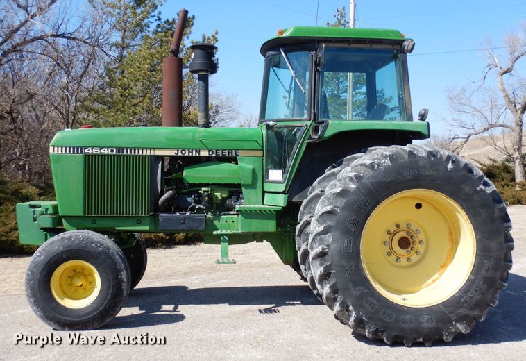 image for item DN6312 1982 John Deere 4640  tractor