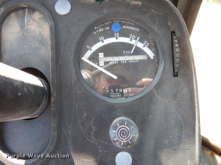 image for item DN6312 1982 John Deere 4640  tractor