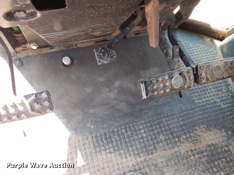 image for item DN6312 1982 John Deere 4640  tractor