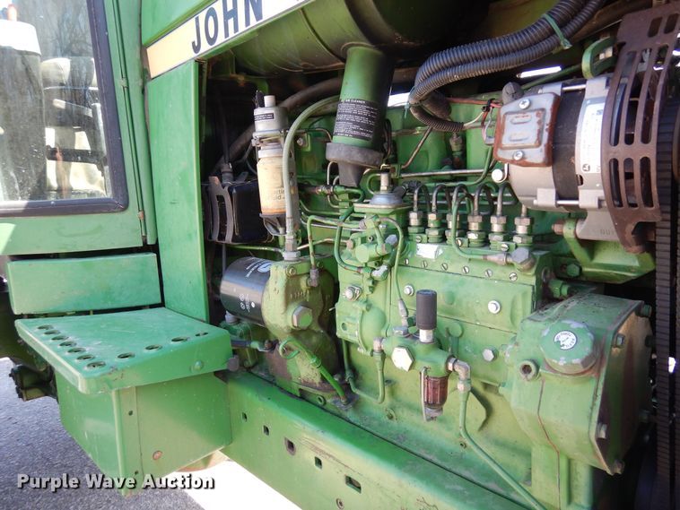 image for item DN6312 1982 John Deere 4640  tractor