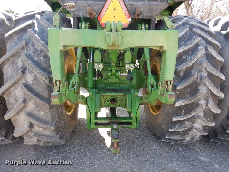image for item DN6312 1982 John Deere 4640  tractor