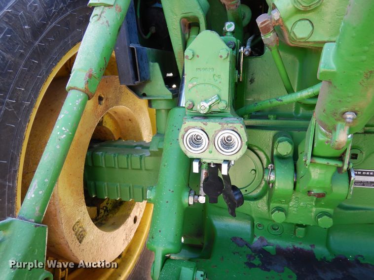 image for item DN6312 1982 John Deere 4640  tractor