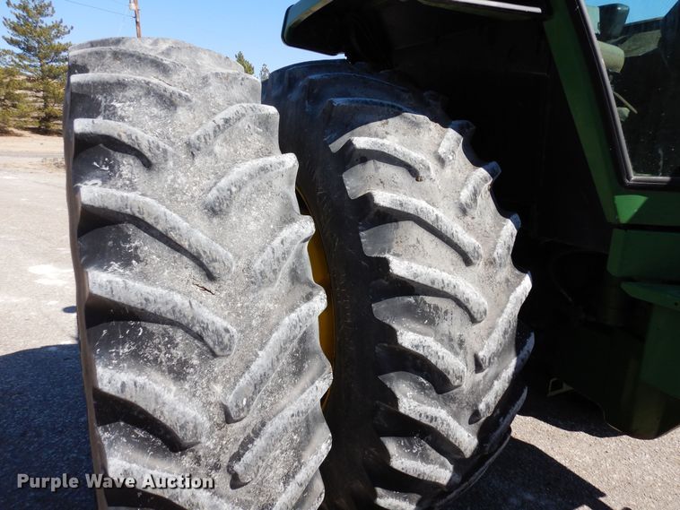 image for item DN6312 1982 John Deere 4640  tractor