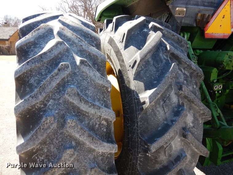 image for item DN6312 1982 John Deere 4640  tractor