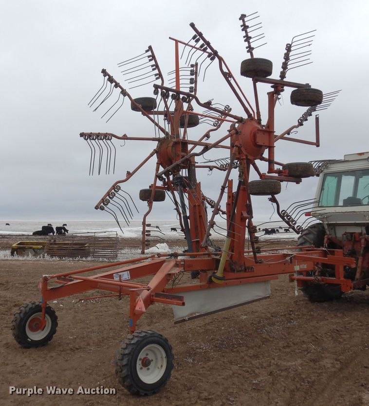image for item DN6315 1994 Kuhn GA7301  rotary hay rake