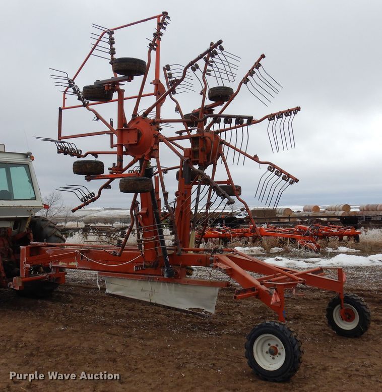 image for item DN6315 1994 Kuhn GA7301  rotary hay rake