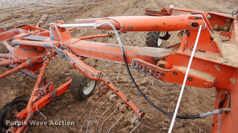 image for item DN6315 1994 Kuhn GA7301  rotary hay rake
