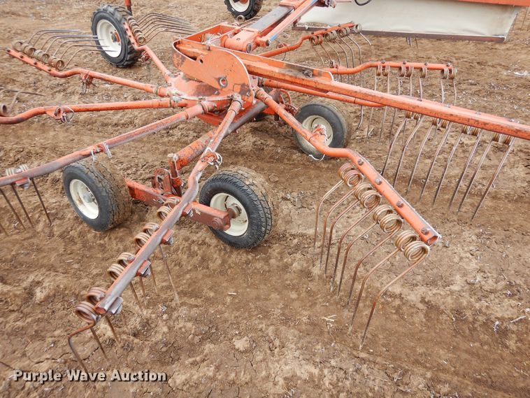 image for item DN6315 1994 Kuhn GA7301  rotary hay rake