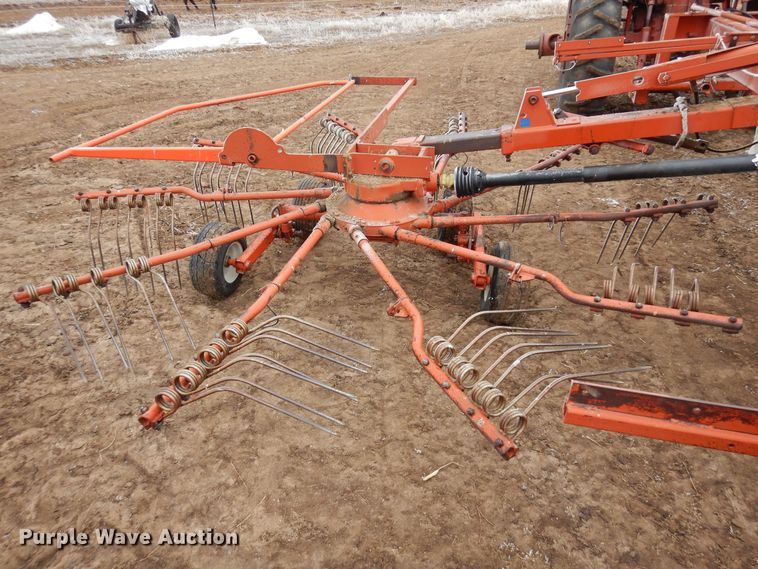 image for item DN6315 1994 Kuhn GA7301  rotary hay rake