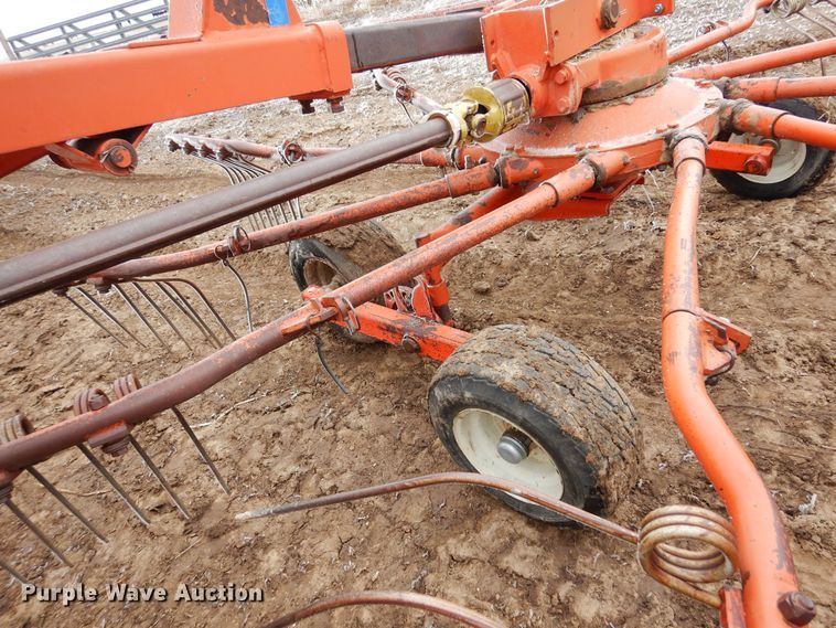 image for item DN6315 1994 Kuhn GA7301  rotary hay rake