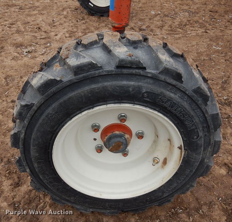 image for item DN6315 1994 Kuhn GA7301  rotary hay rake