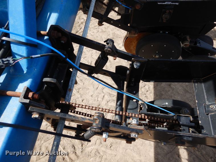 image for item DN6324 Kinze 2300  planter