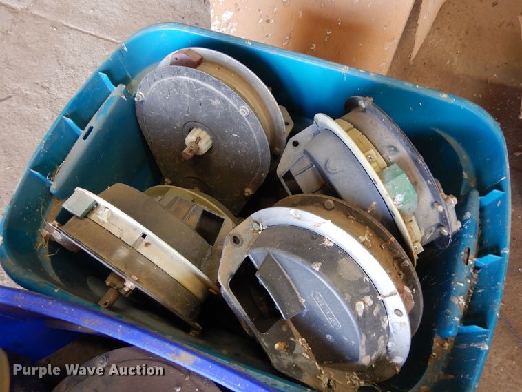 image for item DN6324 Kinze 2300  planter