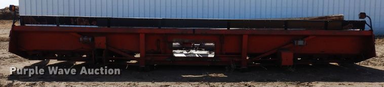 image for item DN6325 Corn head