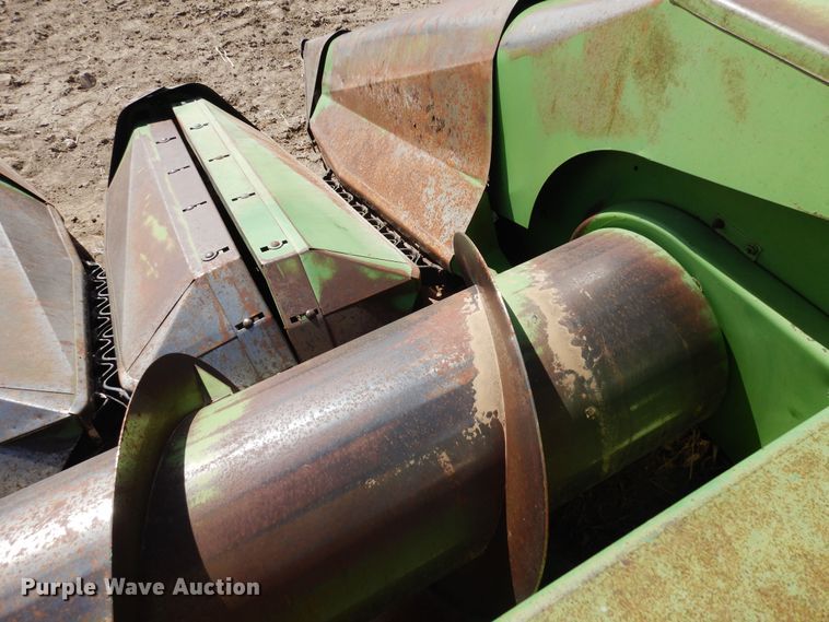 image for item DN6326 (2) John Deere 853A all-crop heads