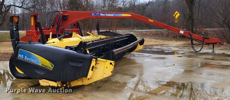 image for item DO3563 New Holland 1475  swather / windrower