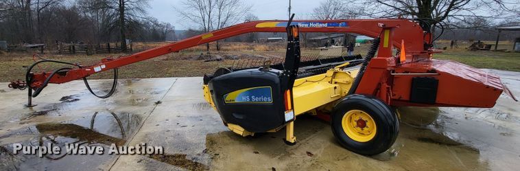 image for item DO3563 New Holland 1475  swather / windrower