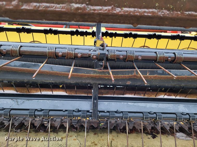 image for item DO3563 New Holland 1475  swather / windrower