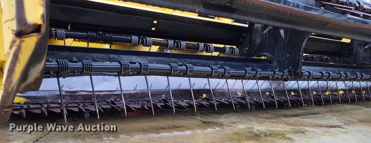 image for item DO3563 New Holland 1475  swather / windrower