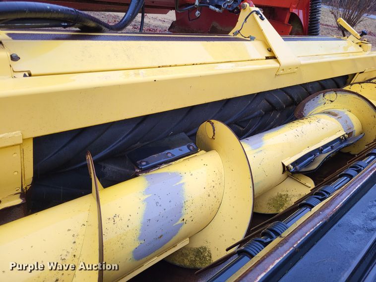 image for item DO3563 New Holland 1475  swather / windrower