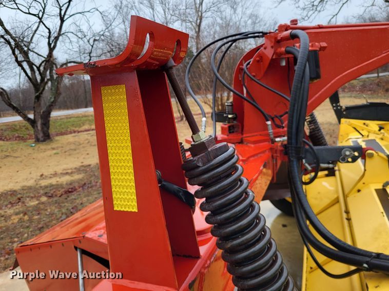 image for item DO3563 New Holland 1475  swather / windrower