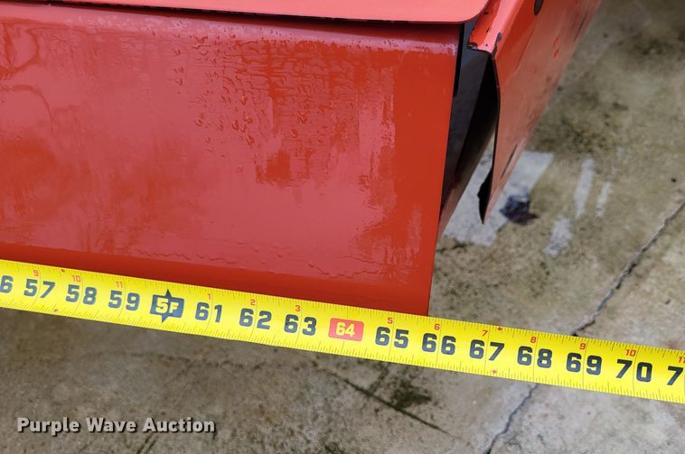 image for item DO3563 New Holland 1475  swather / windrower