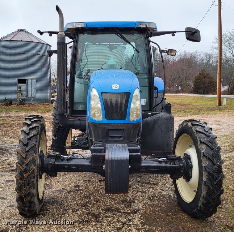image for item DO3564 New Holland T6070  MFWD tractor