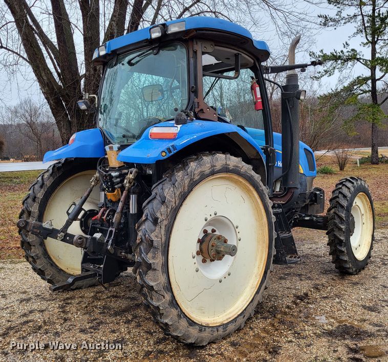 image for item DO3564 New Holland T6070  MFWD tractor