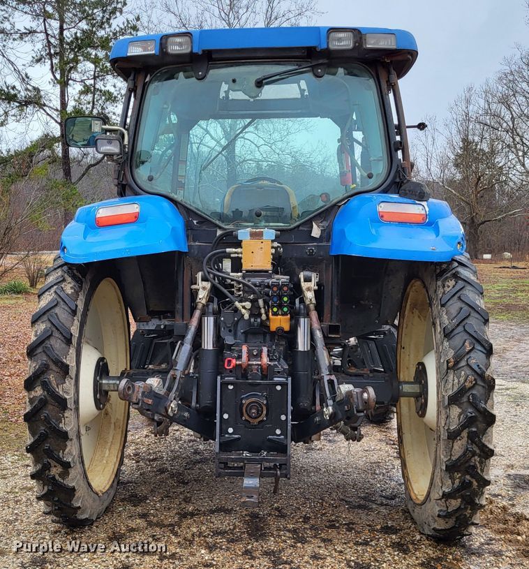 image for item DO3564 New Holland T6070  MFWD tractor