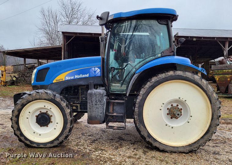 image for item DO3564 New Holland T6070  MFWD tractor