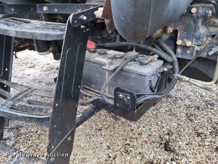 image for item DO3564 New Holland T6070  MFWD tractor