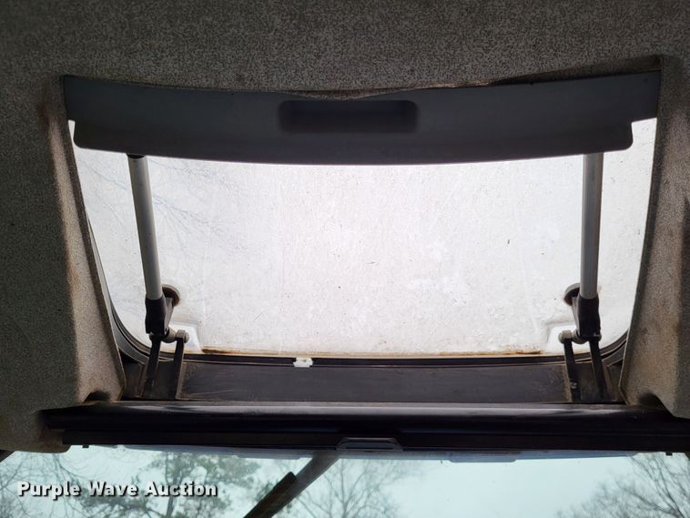 image for item DO3564 New Holland T6070  MFWD tractor