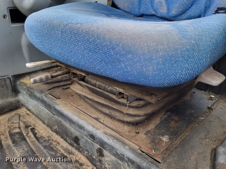 image for item DO3564 New Holland T6070  MFWD tractor