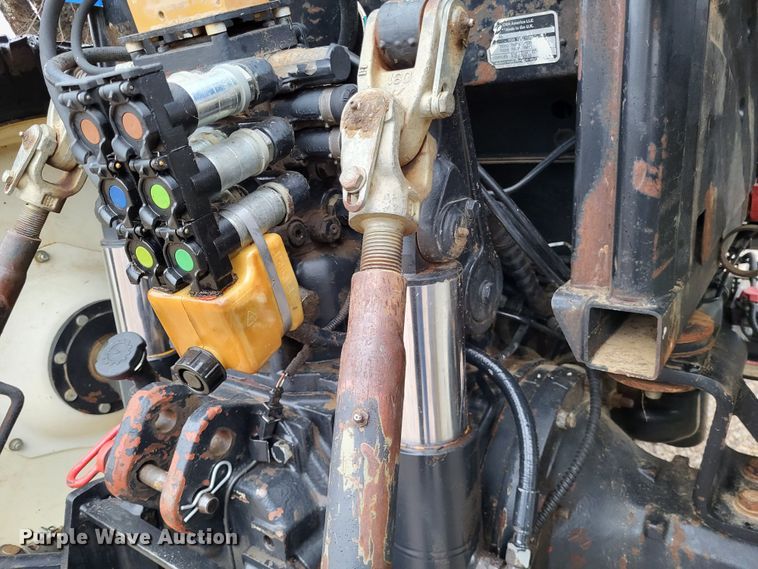 image for item DO3564 New Holland T6070  MFWD tractor