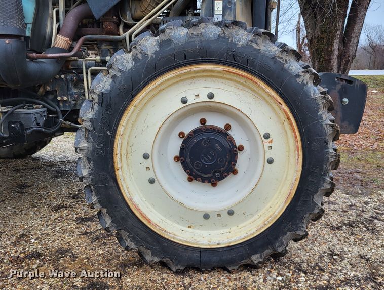 image for item DO3564 New Holland T6070  MFWD tractor