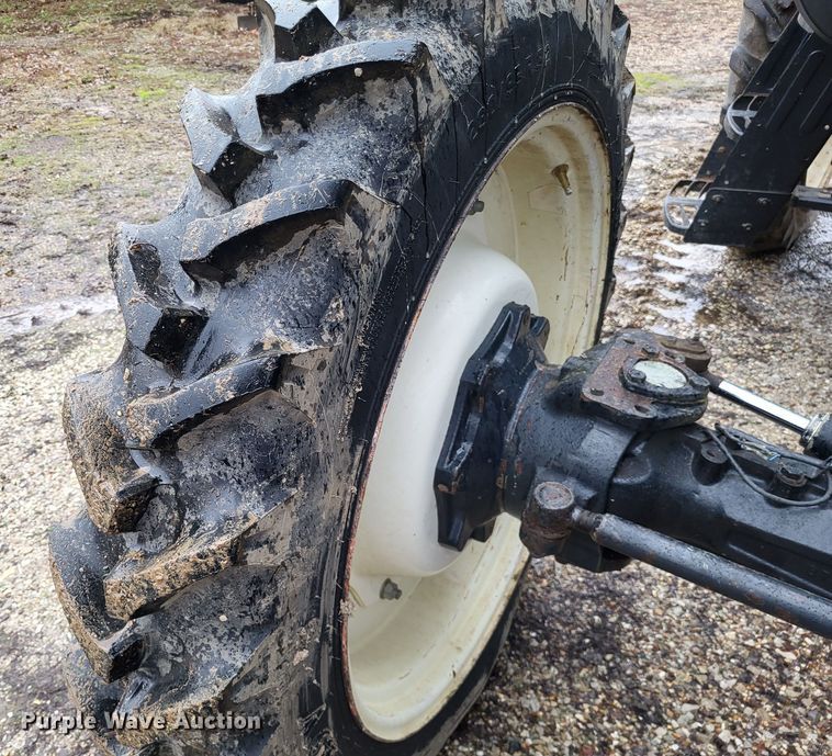 image for item DO3564 New Holland T6070  MFWD tractor