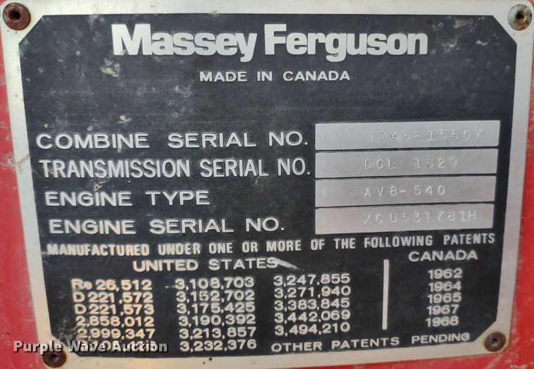 image for item DR8263 1982 Massey Ferguson 860  RWA combine