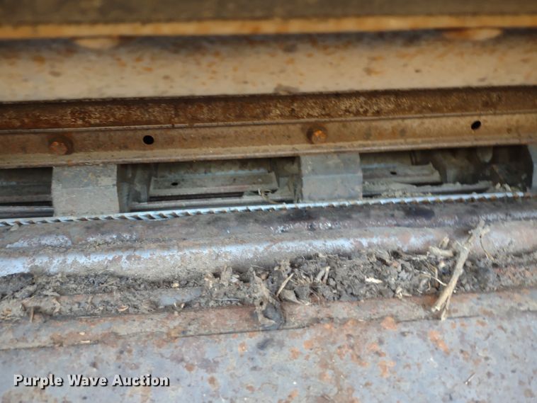 image for item DR8264 1981 Massey Ferguson 860  RWA combine