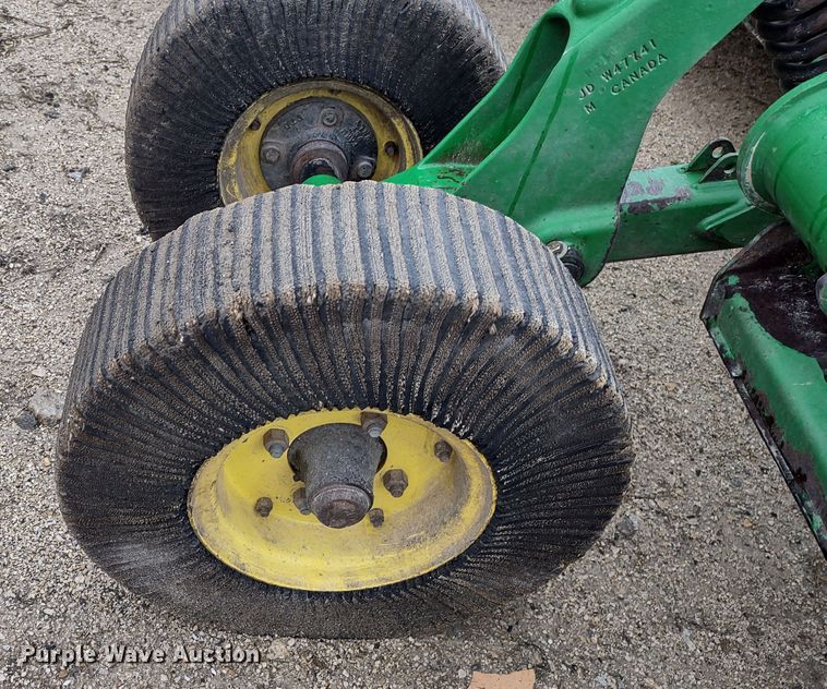 image for item DR8272 John Deere HX15  batwing rotary mower