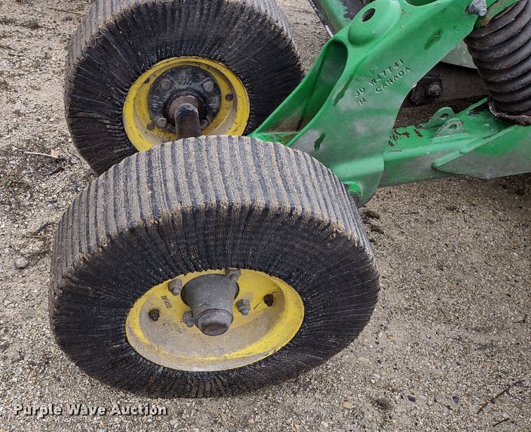 image for item DR8272 John Deere HX15  batwing rotary mower