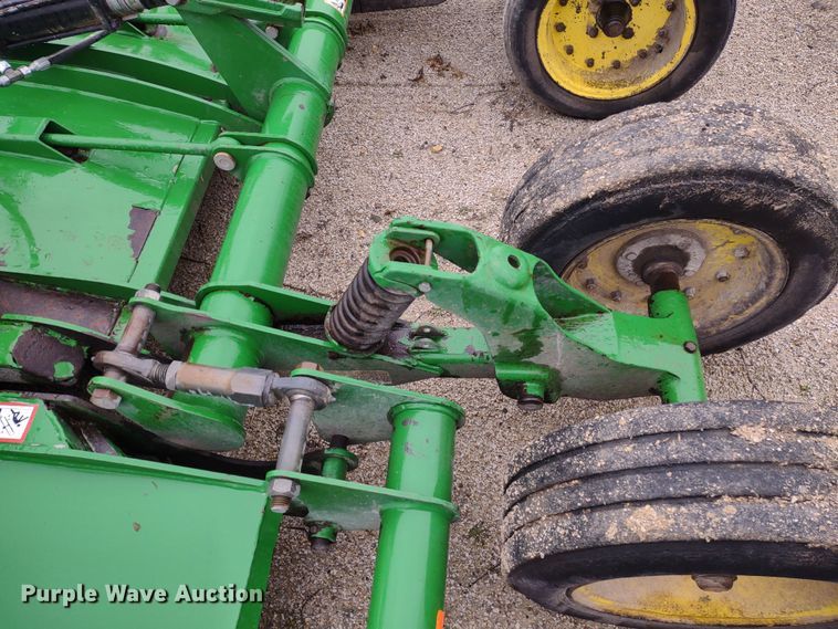 image for item DR8273 John Deere HX15  batwing rotary mower