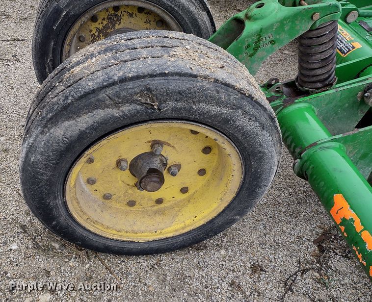 image for item DR8273 John Deere HX15  batwing rotary mower