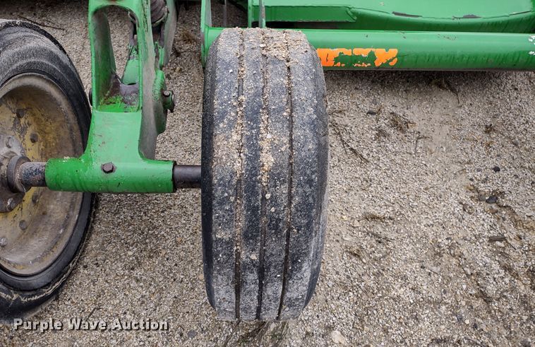 image for item DR8273 John Deere HX15  batwing rotary mower