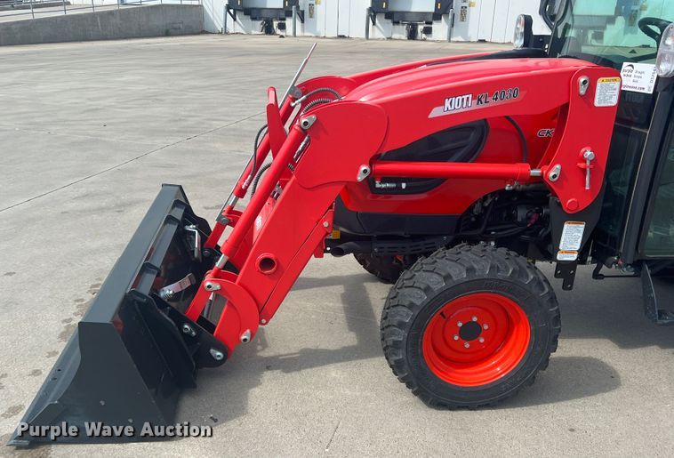 image for item DS2843 Kioti CK3510  MFWD tractor