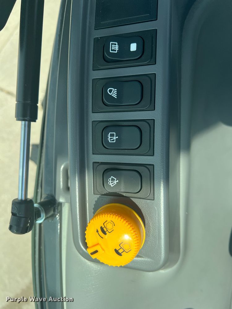 image for item DS2843 Kioti CK3510  MFWD tractor